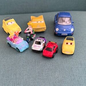 Set of 8 Cars in Various Sizes